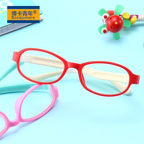 男女儿童防蓝光眼镜时尚小孩电脑护目镜硅胶小孩游戏平光镜 F8154