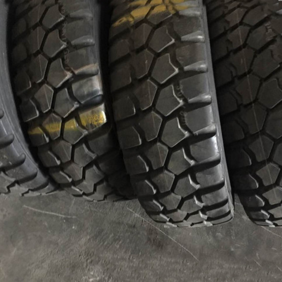 现货销售 305/80R18 枭龙特种车 305/80R20 防暴车轮胎 三角