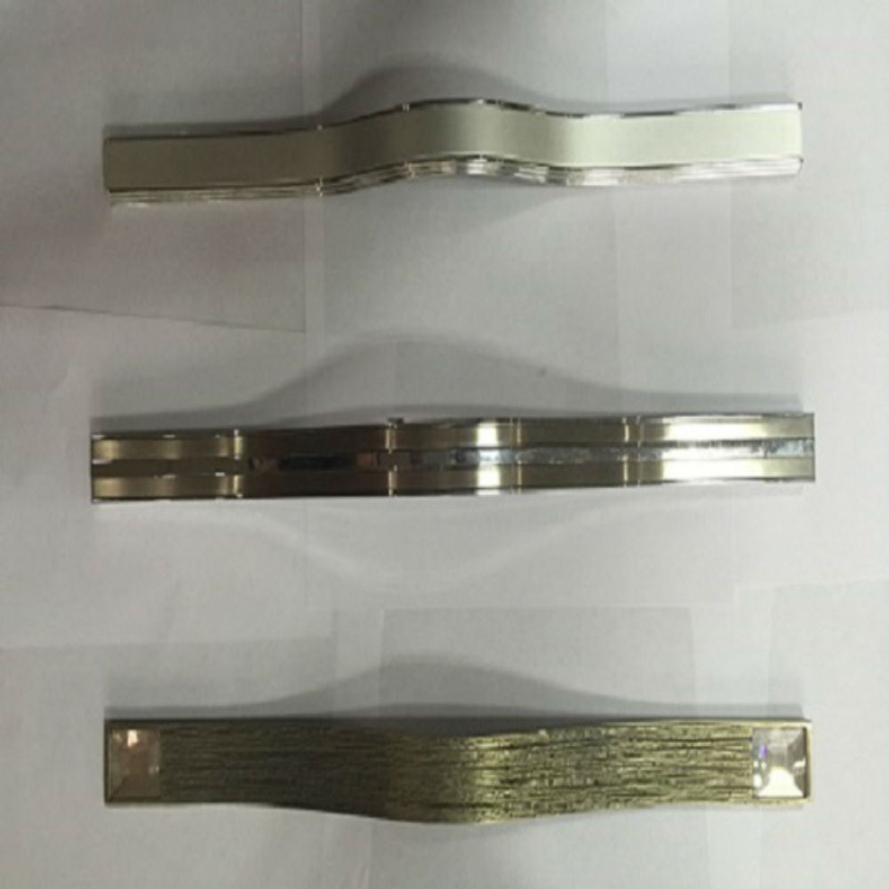 橱柜衣柜拉手 晶钢门铝型材 铝合金灯箱铝材 佛山厂家批发