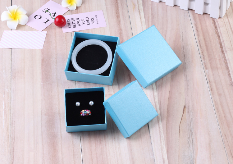 25g Weight Jewelry Boxes Classification Date Occasion Fashion Solid Color Paper Jewelry Boxes