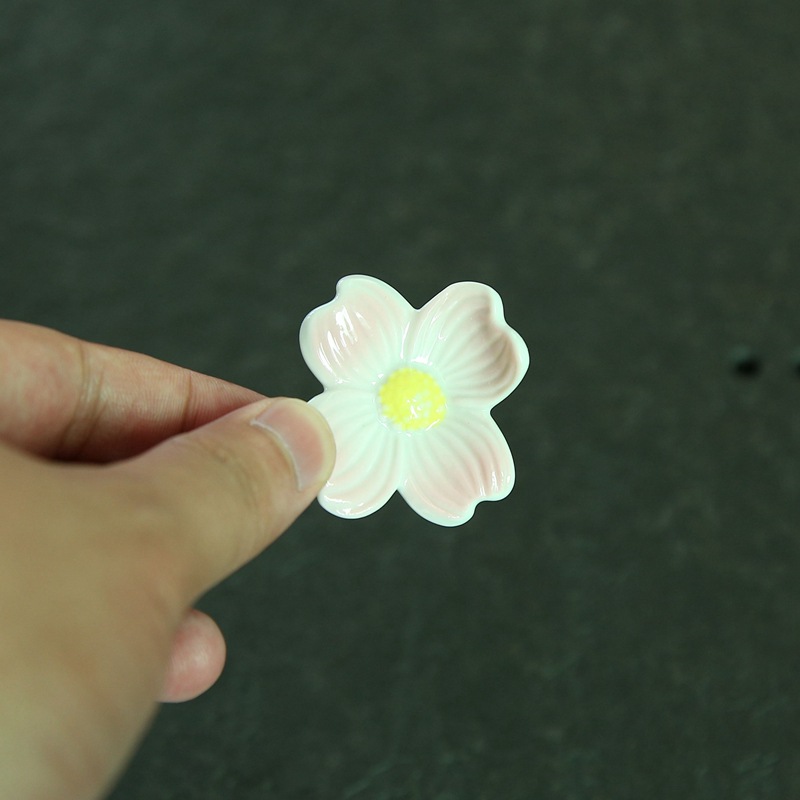 日本zakka 日式和風朵造型陶瓷筷架筷托箸置 自然花瓣勺拖3005
