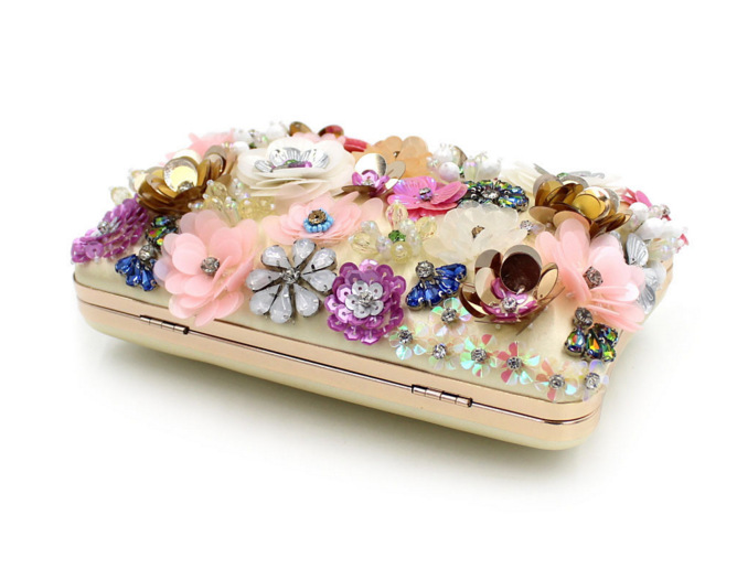 360g Weight Polyester Lining Material Magnetic Buckle Closure Type Single Shoulder Strap Strap Type Shoulder Bag, Evening Bag Bags Type Daily, Party Occasion Polyester Material Flower Pattern All Seasons Season Women'S Gender Fashion Style Square Shape Small Size Polyester Flower Square Clutch Evening Bag 3