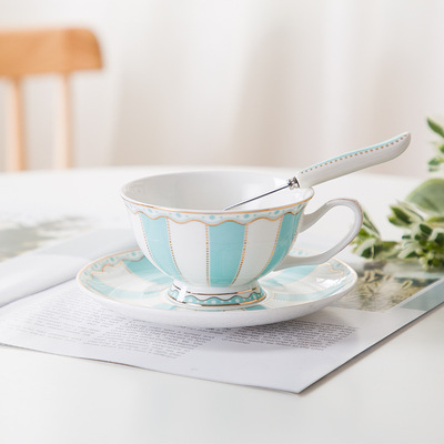 European style Simplicity ceramics Coffee cup and saucer suit Afternoon tea cup household Bone Outline in gold coffee glass