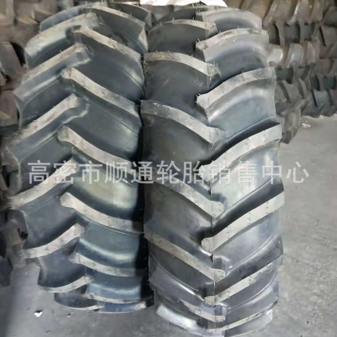 04纽荷兰拖拉机轮胎18.4-26联合收割机轮胎16.9/18.4-30-34-38