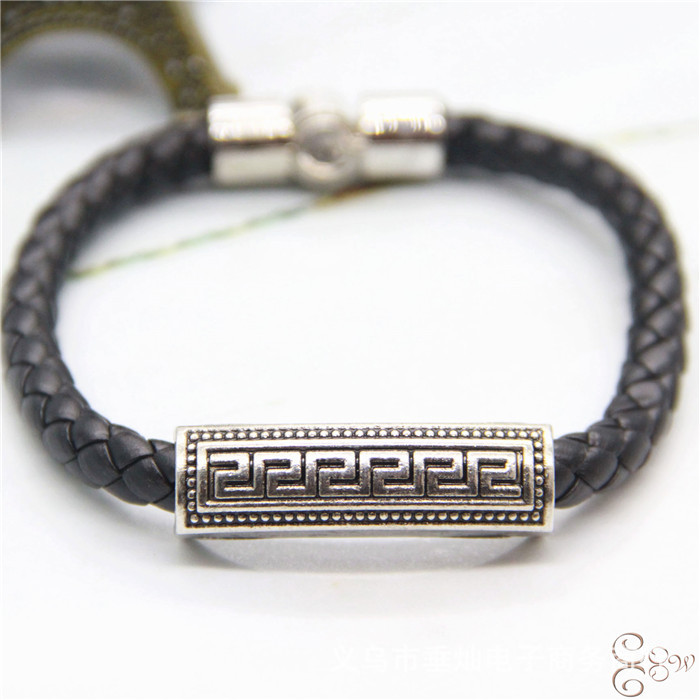 Solid Color Pattern Business Hip-Hop Solid Color Alloy Rope Plating Men's Bracelets Men Cord & Leather Bracelets