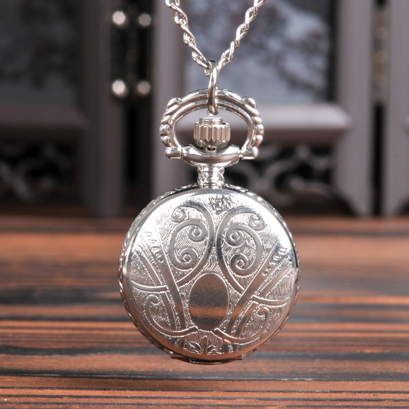 Factory wholesale small silver Apple pocket watch foreign trade nostalgia a generation of 3015