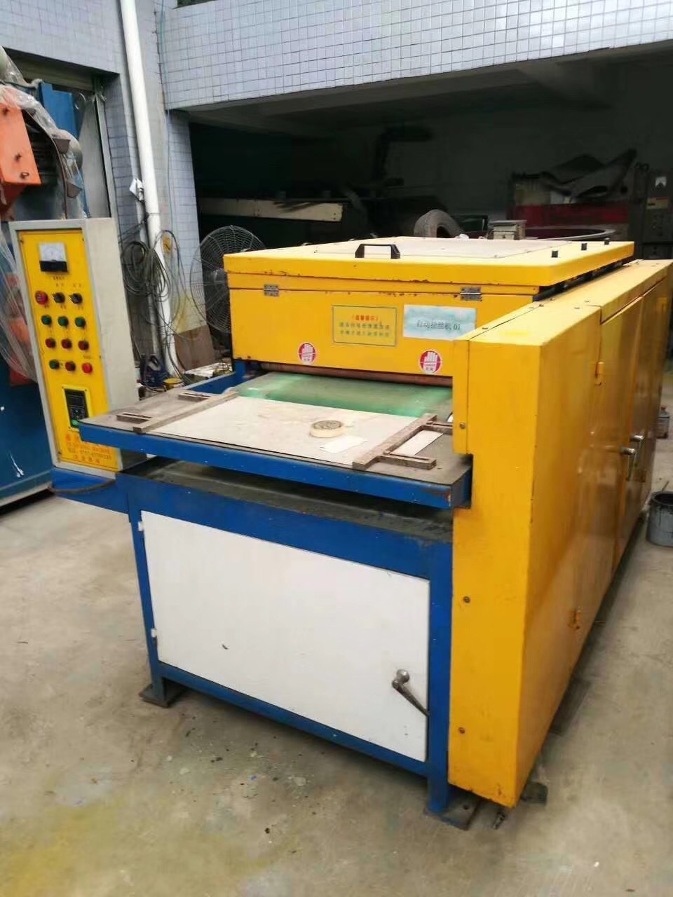 低价处理二手自动拉丝机，三角拉丝机，多组拉丝机，低价卖。