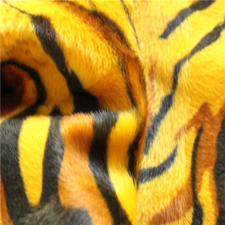 厂家短毛绒印花布 超柔 仿超 全涤 弹力 经编布经编面料绒布