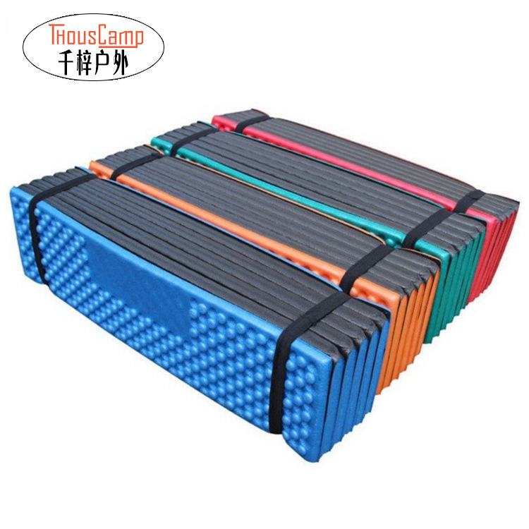 A generation of outdoor foam mat portable XPE moisture-proof mat single folding lunch break sleeping mat cushion wholesale