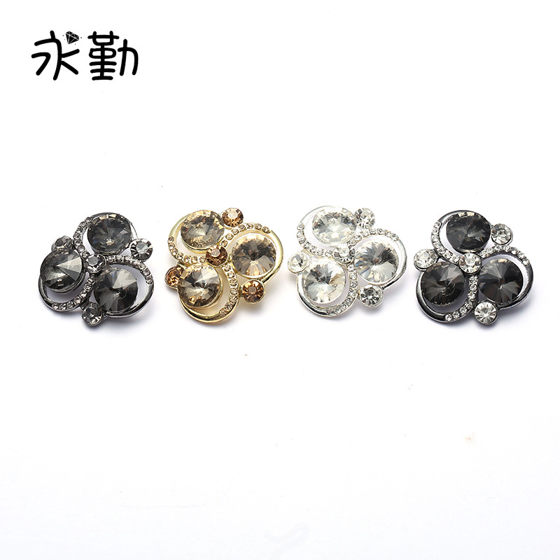 2025新款花形有脚钮扣皮草裘皮大衣服装装饰扣合金镶钻钮扣