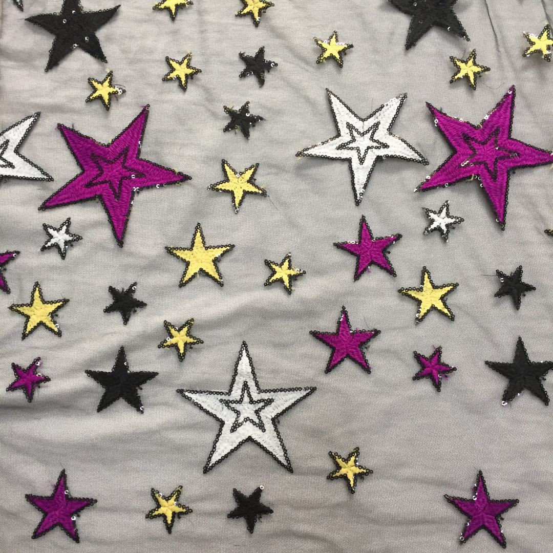 新款锦加强网刺绣绣片 立体大小撞色五角星 欧美风纱裙等面料现货