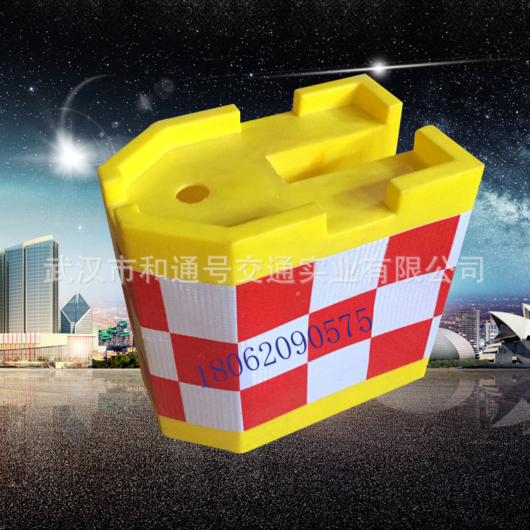 防撞桶02