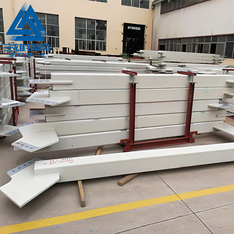 专业提供钢结构的设计 制造 加工与安装 拥有16年制造经验