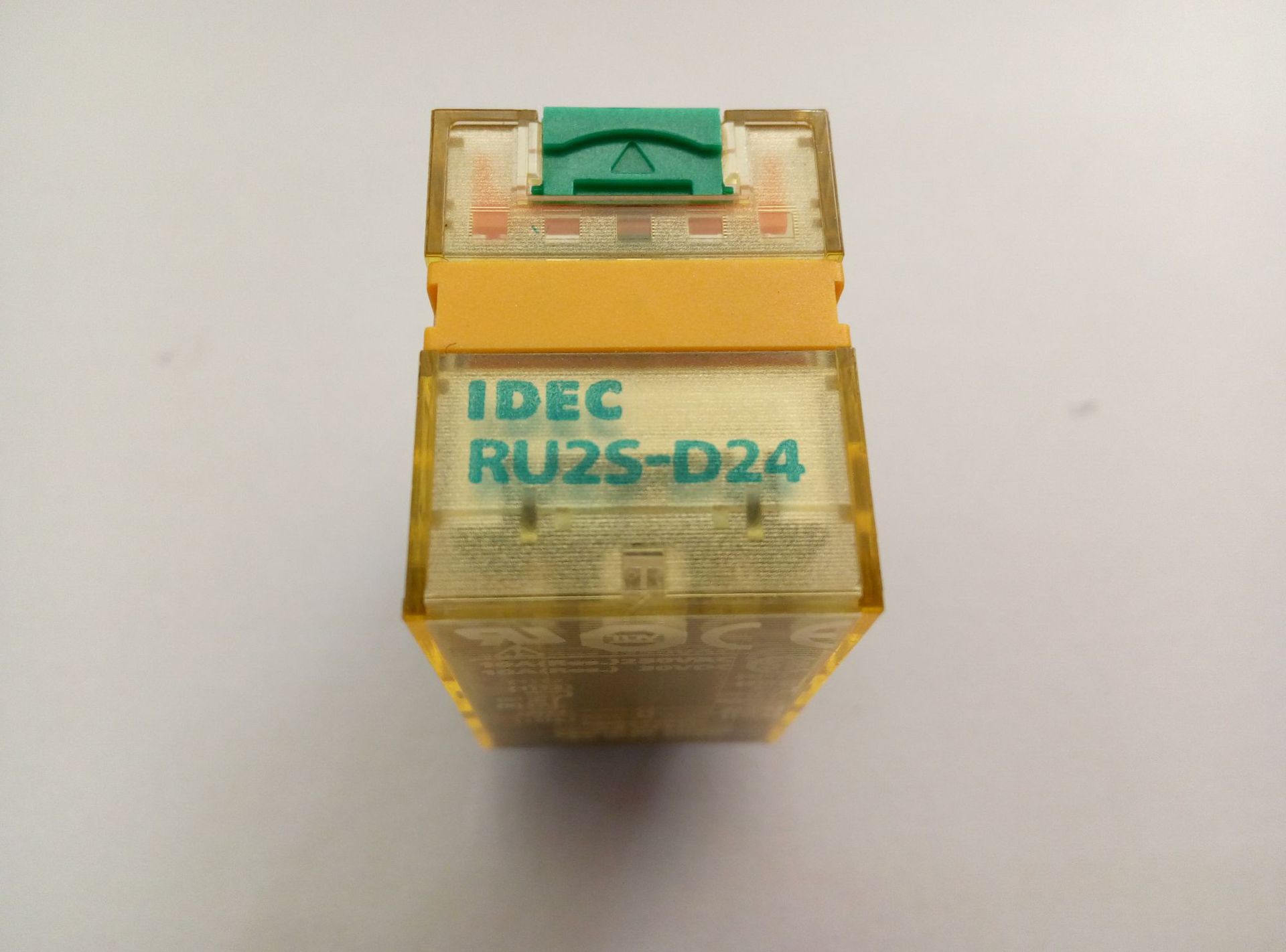 RU2S DC24V RU2S-D24和泉继电器(IDEC) 两常开2常闭