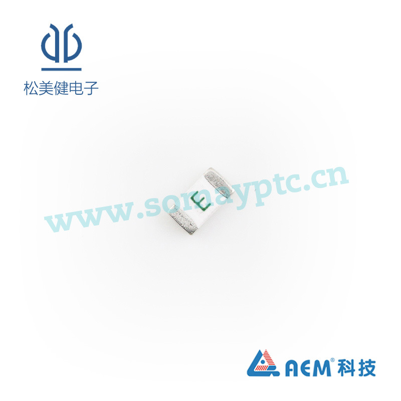 F1206HI1000V063TM  原装台湾AEM 1206 1A 63V 一次性贴片保险丝