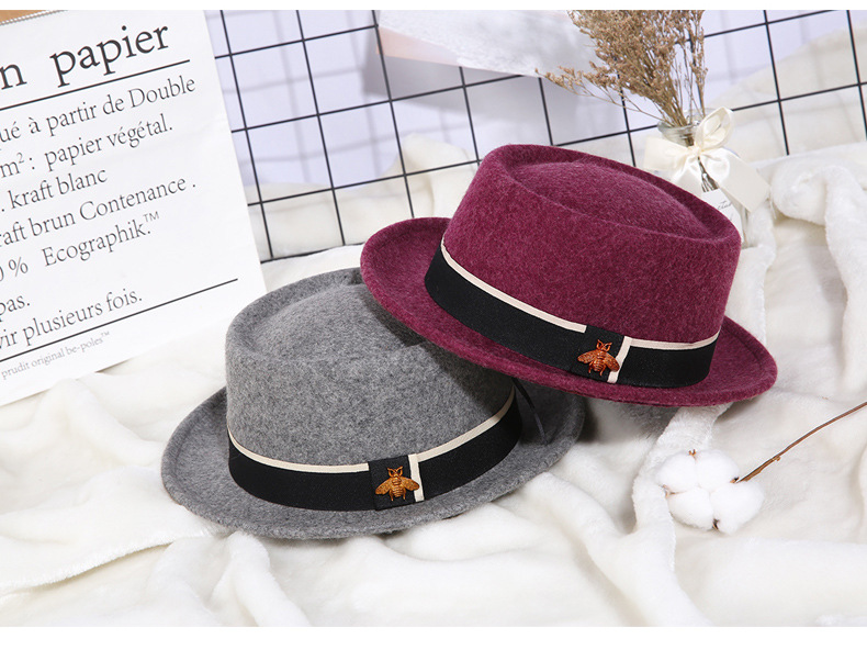 Women's Elegant Solid Color Crimping Felt Hat display picture 2