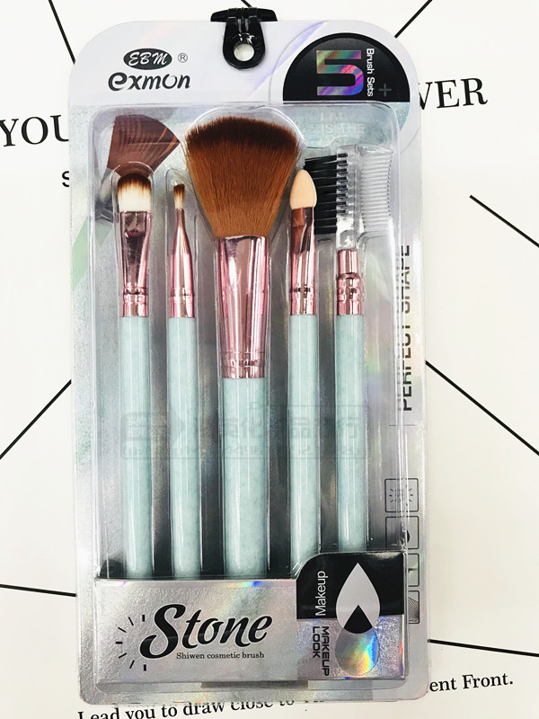 5F668BDF322303C0CF77BB9B6D3ED1