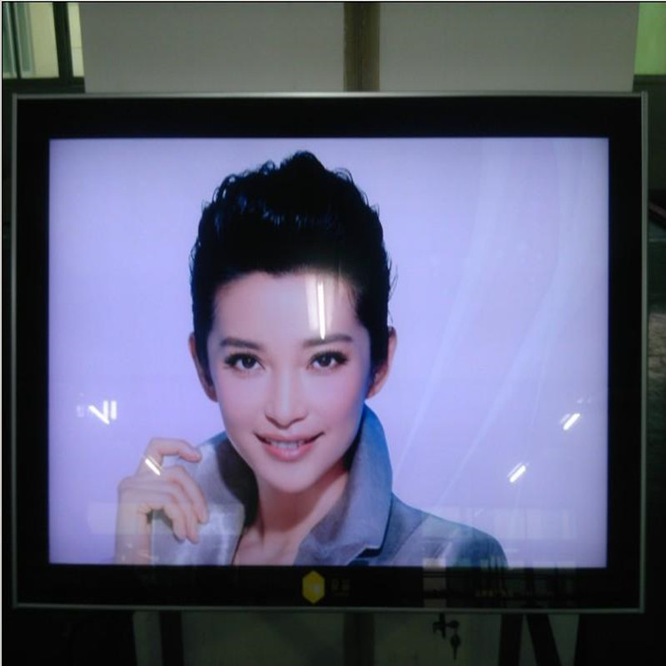 55寸网络广告机 休闲会所公装机 防爆 防护 全防水 防撞 欢迎定制