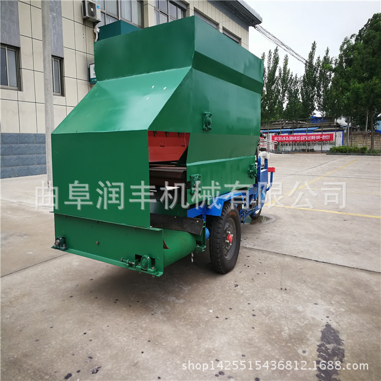 新型电动撒料车 饶阳县三轮车电动撒料车
