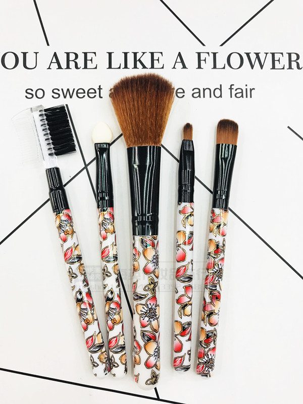 79E9B287E4B9FCBD57775D9E683A93