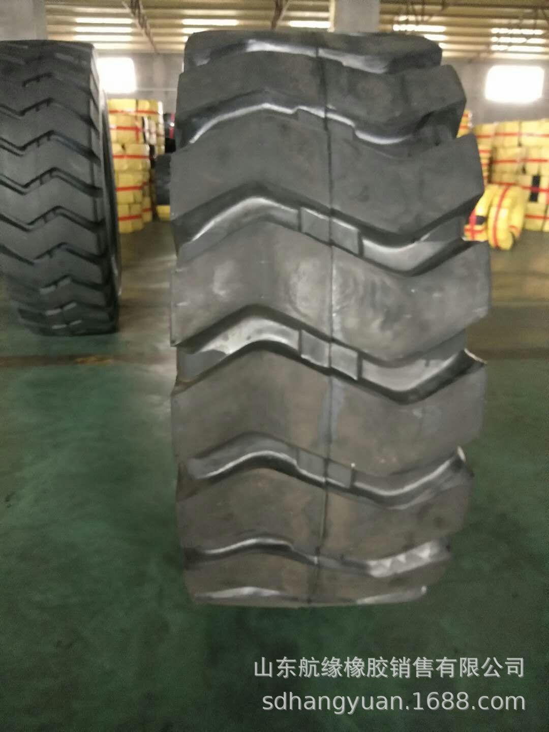 铲车工程轮胎 17.5-25E3/L3出口内销 现货销售 装载机斜交轮胎