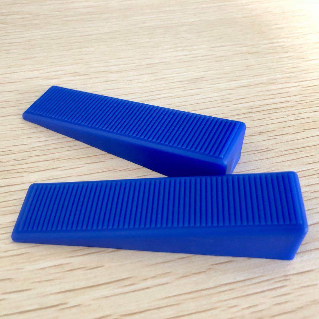 现货供应瓷砖找平器楔子定位器留缝工具贴砖神器瓷砖塑料调平器|ru