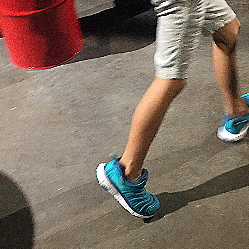 2018秋季新款儿童运动鞋 防滑耐磨童鞋 春季配色  【货号090】|ru