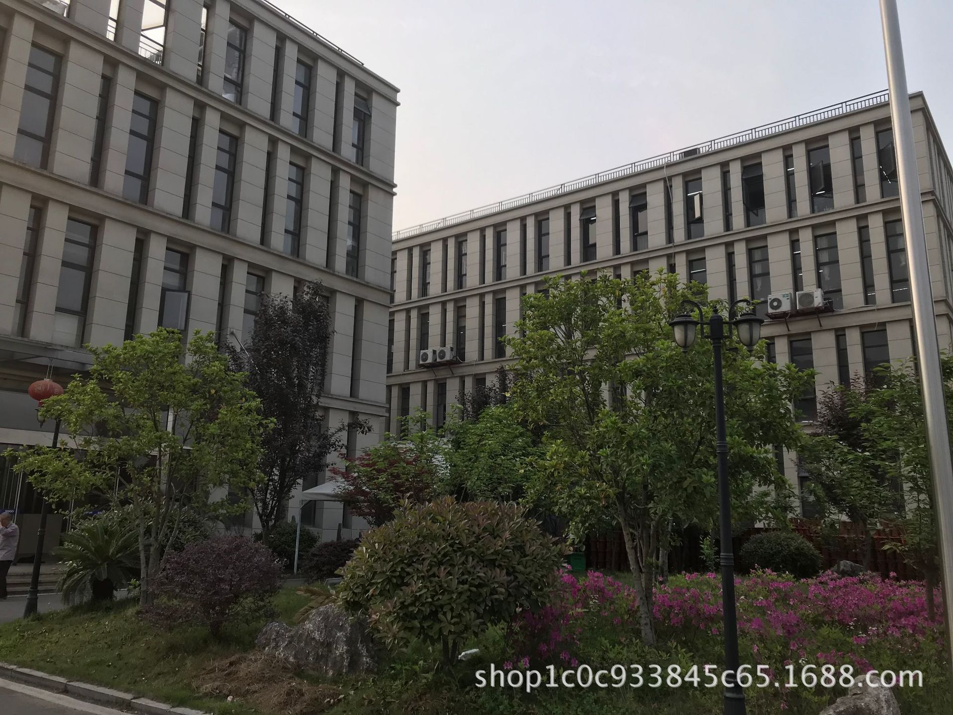 DA3E3DEA8007241DBE4244972F43BB