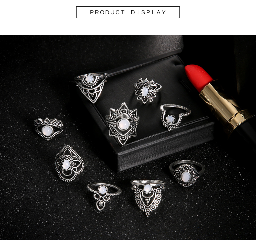 Wholesale Jewelry Retro Diamond Carved Crown Starry 9-piece Combination Ring Nihaojewelry display picture 6