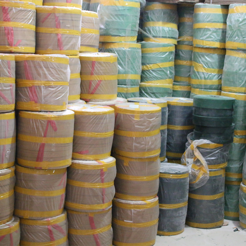 新款加灯PE圣诞花环商场门窗挂饰摆件跨境新品圣诞装饰用品