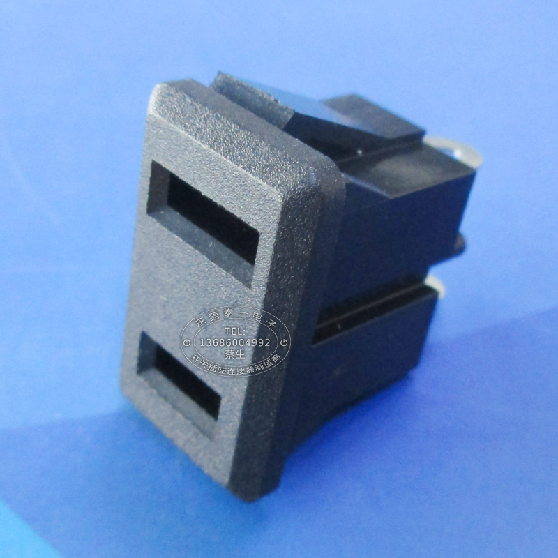 美规两扁孔AC电源插座25.5*15.5软卡式美标AC电源插座DB-14-M4