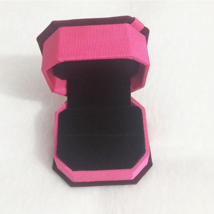 绒布首饰盒吊坠包装盒婚庆戒指盒耳钉植绒盒饰品礼盒批发