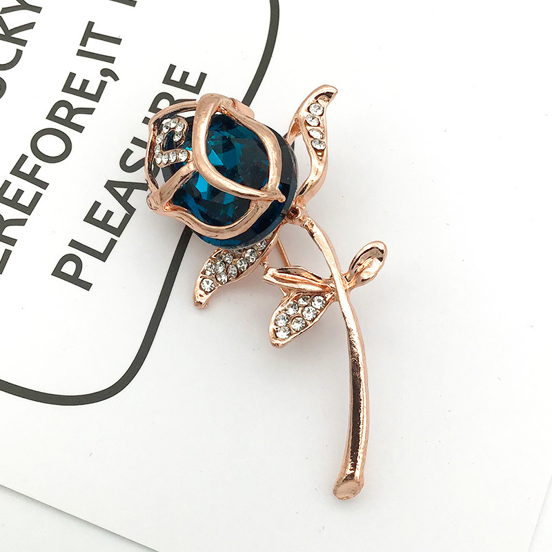 Fashion Cat Flower Butterfly Imitation Pearl Alloy Inlay Rhinestones Opal Women's Brooches display picture 1