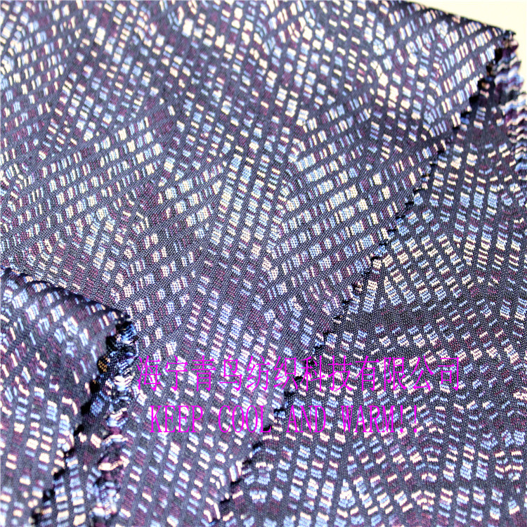 多色段染 斜纹大提花涤氨针织面料