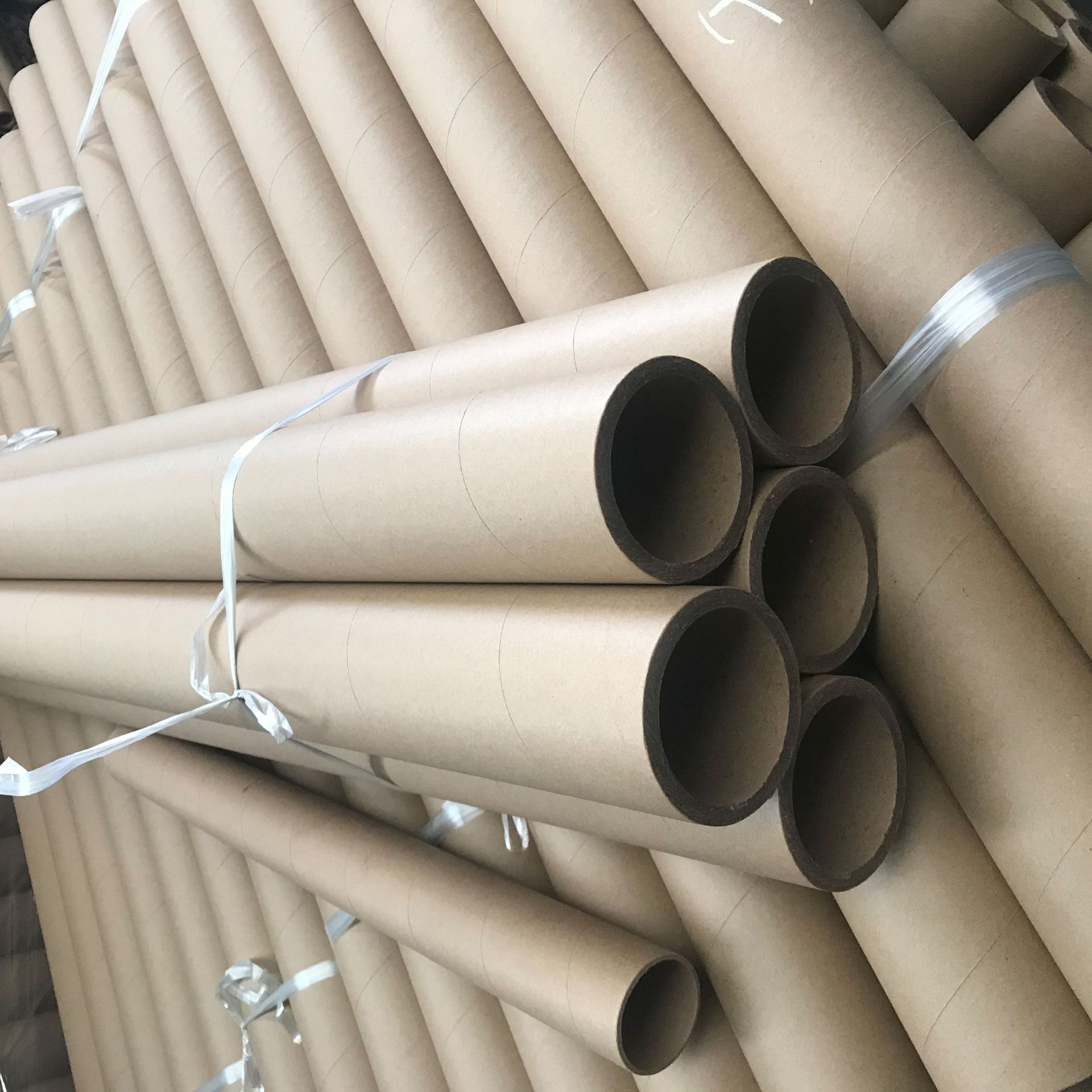 厂家现货直销定制无纺布纸管 纸筒包装 超硬耐磨纸芯定制批发