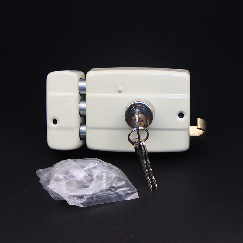 Cerradura de seguridad para puerta de tres lengüetas tipo 117-A al por mayor - Para puerta de madera/hierro antigua, amarilla, cuadrada