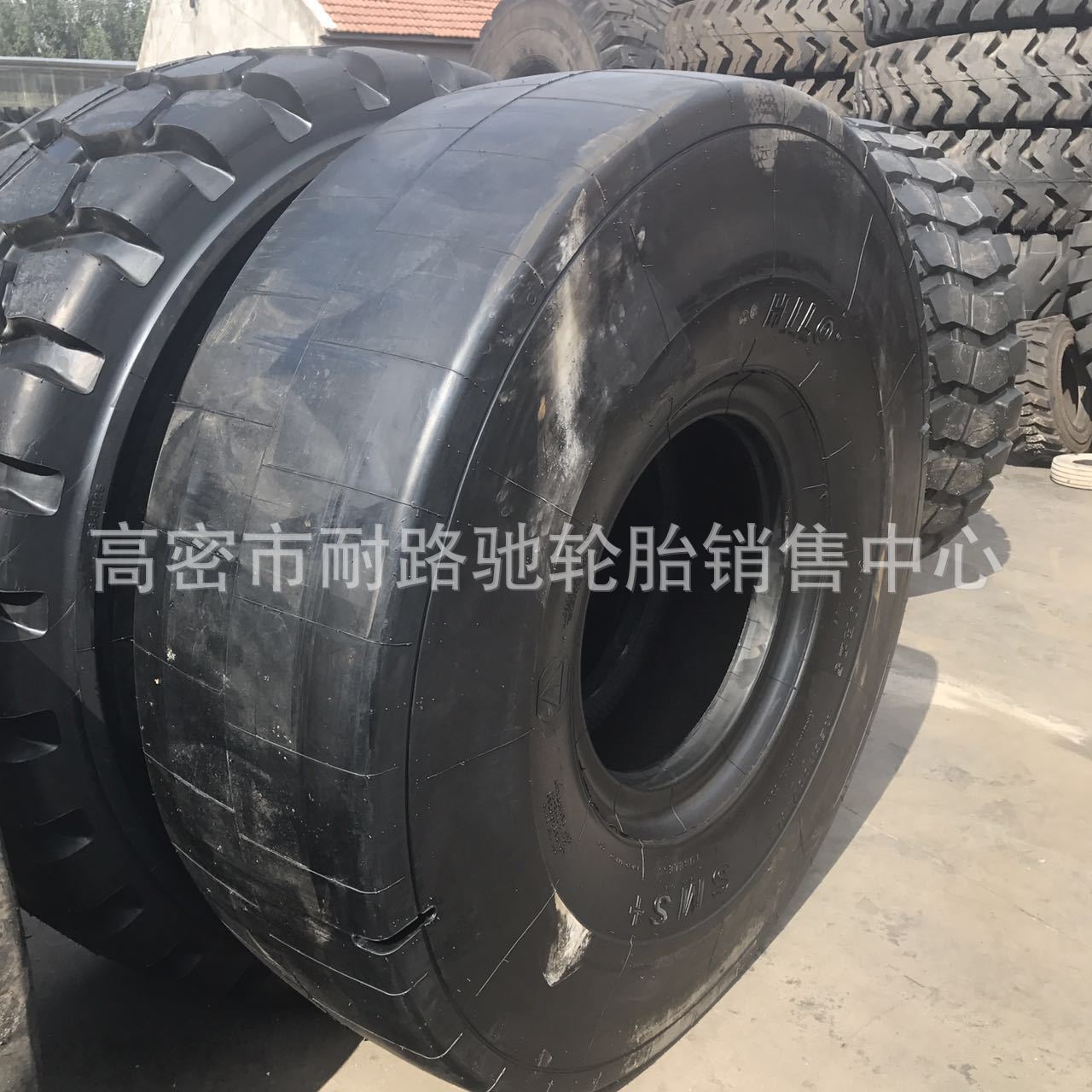 矿井铲运机轮胎12.00R24 17.5R25 18.00R25钢丝胎 L-5S光面轮胎