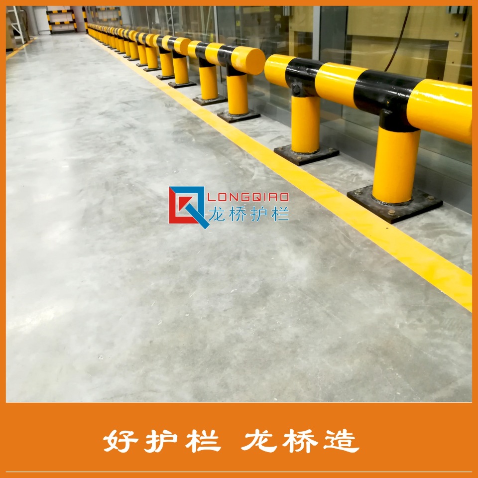 龙桥护栏厂家 高质量 重型 武汉厂区防撞护栏  武汉U型防撞防护栏