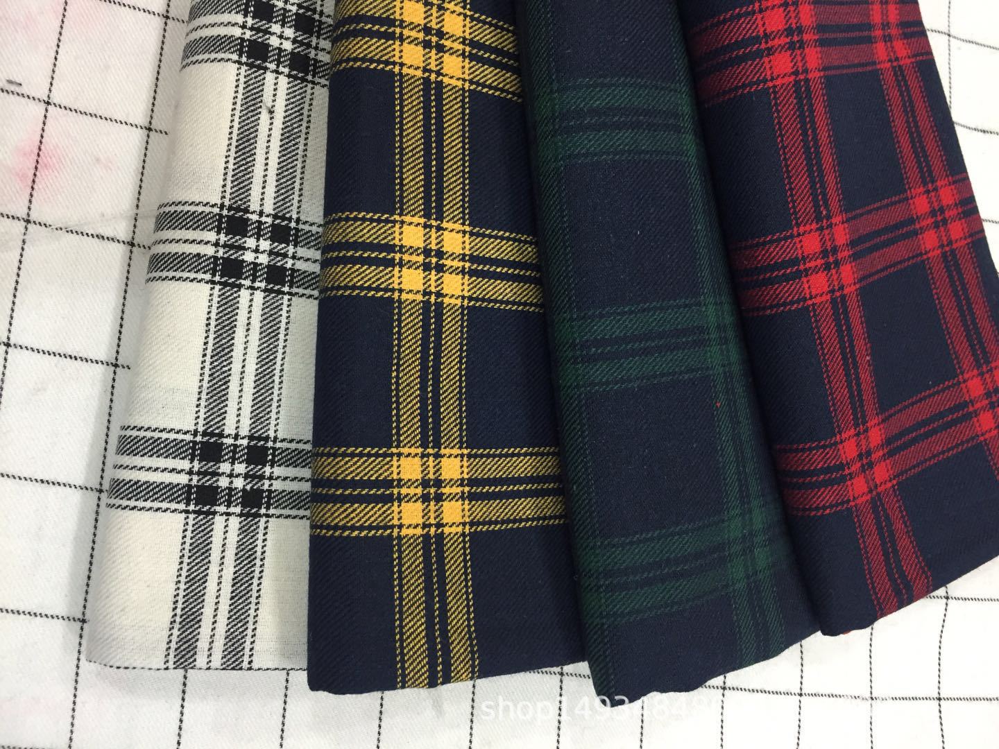 秋季款21支涤棉混纺棉法兰绒时尚男装衬衫面料女装裙子面料现货