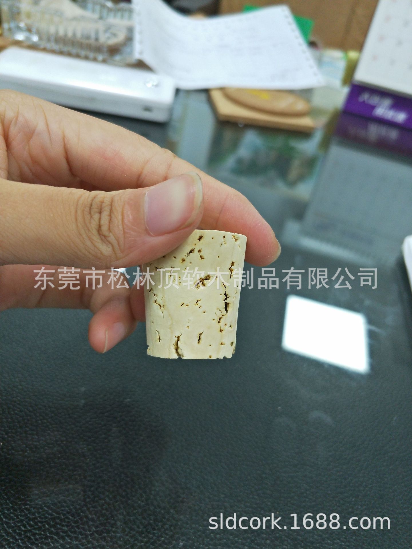 天然A B级漂白软木塞cork红酒塞葡萄酒瓶塞玻璃瓶塞木塞子厂家-阿里巴巴