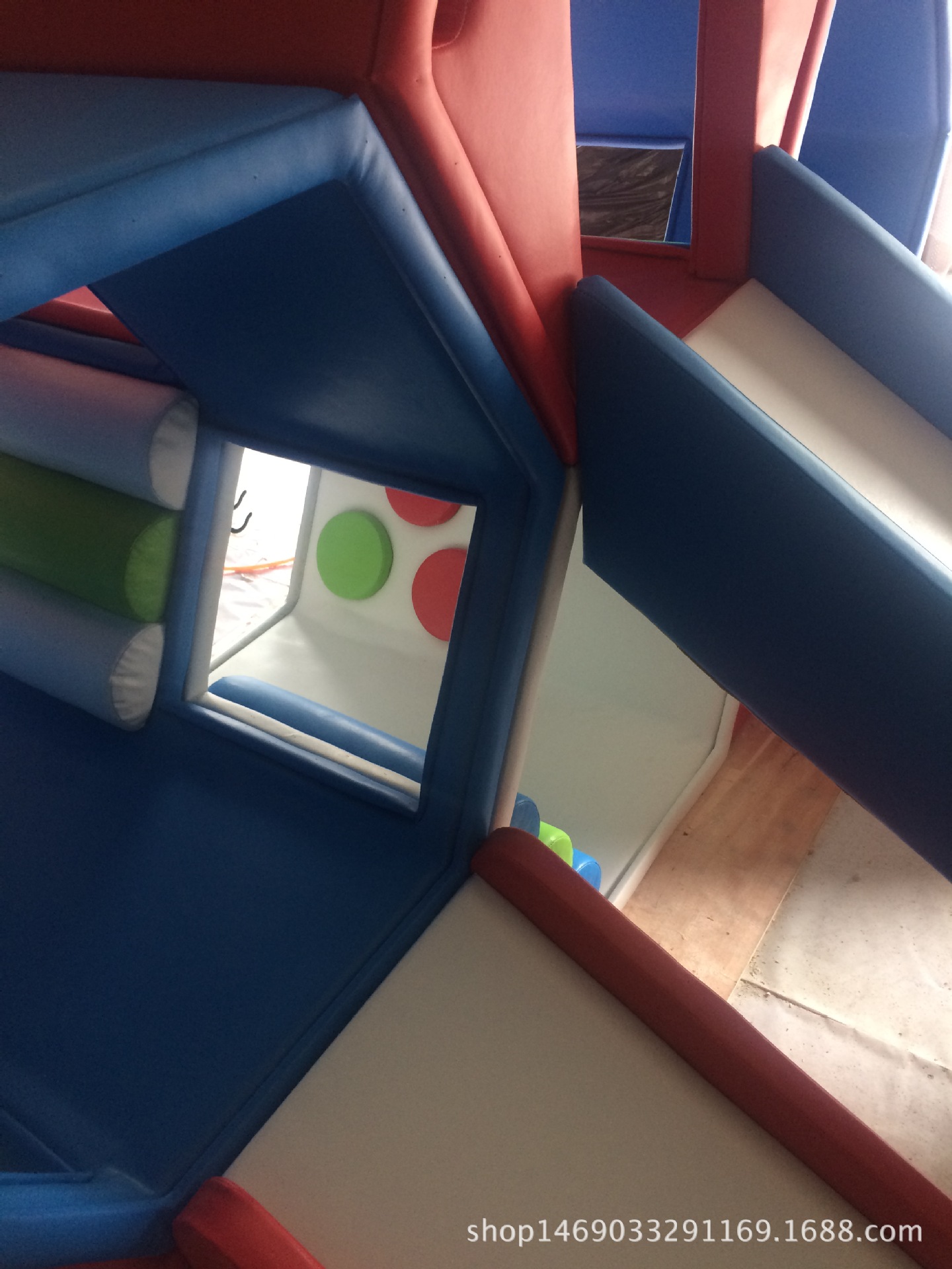 新颜色四孔蜂巢