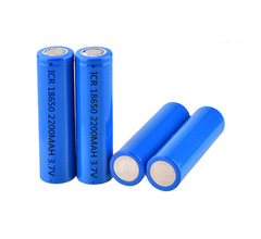 Factory direct sales 18650 lithium battery 3.7V 2200 mAh power bank headlight bright flashlight rechargeable battery