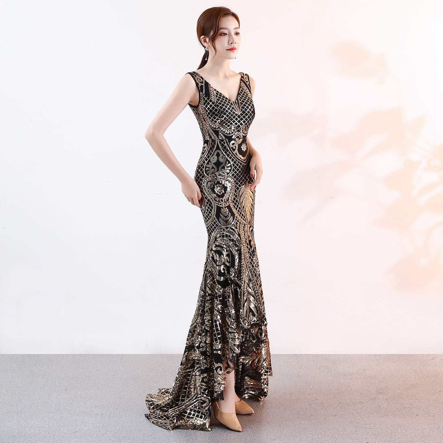 1578#晚礼服女V领性感夜场演出名媛聚会连衣裙晚宴礼服主持人-阿里巴巴