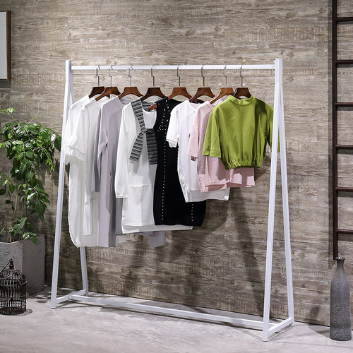 Simple iron wedding arch dress rack, boutique hanger, side hanger, floor-standing clothing display rack