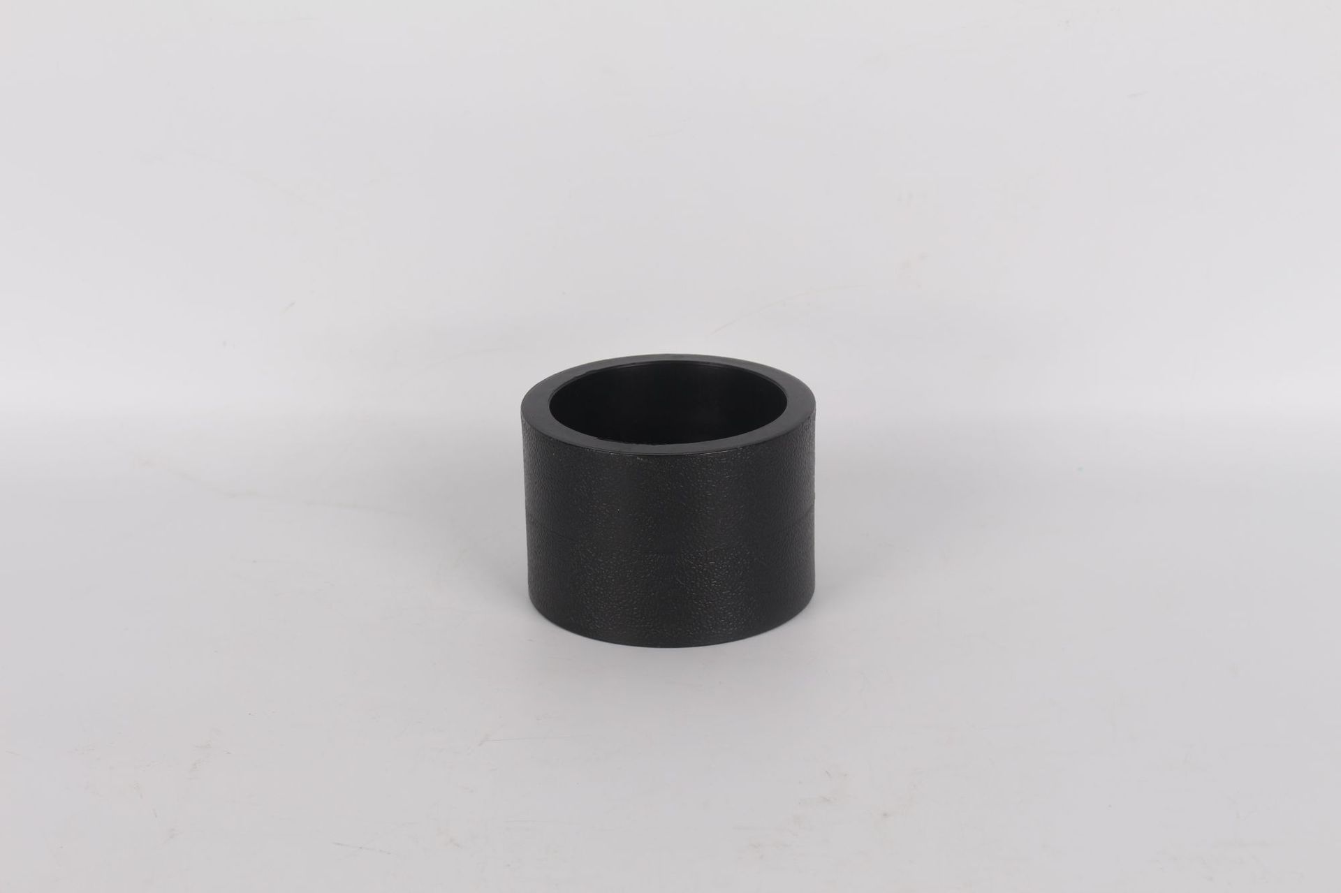 厂家直销 生产 加工 PE给水管件、PE给水管材 等径直通塑料管