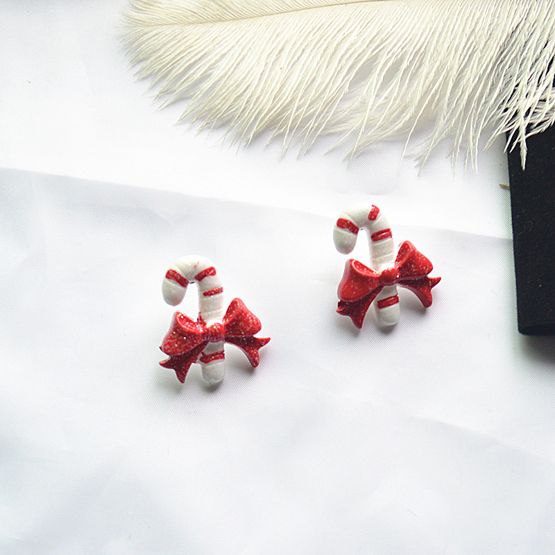 Festival Occasion Resin Material Fashion Santa Claus Elk Resin Women's Ear Studs 1 Pair