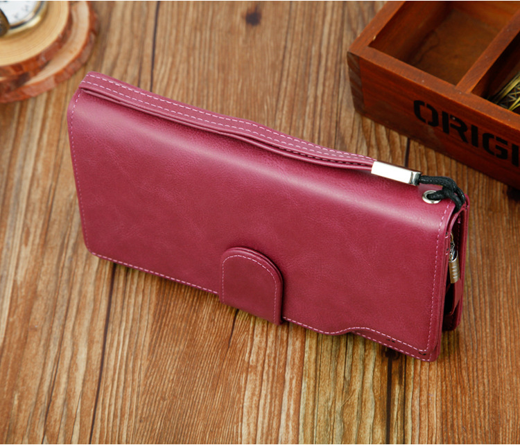 New Men's Wallet Long Oil Wax Leather Clutch Classic Crazy Horse Leather Retro European And American Wallet display picture 10