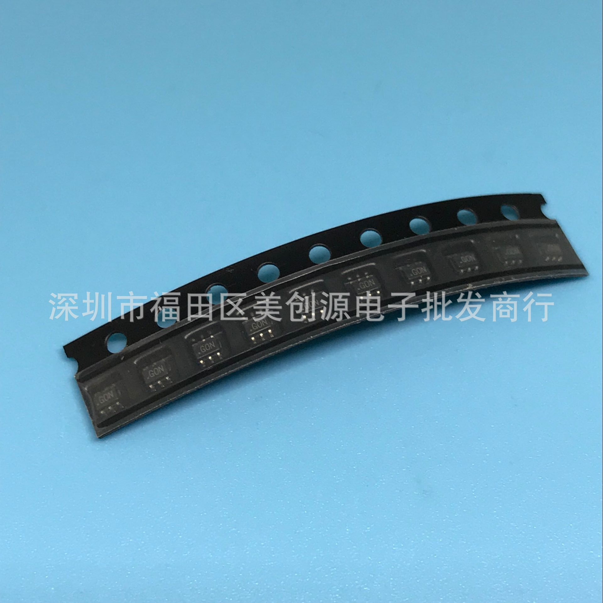 模拟比较器ADCMP601BKSZ ADCMP601 SC70-6 丝印GON AD全新原装