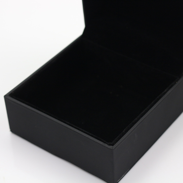 3574448685_1446125118