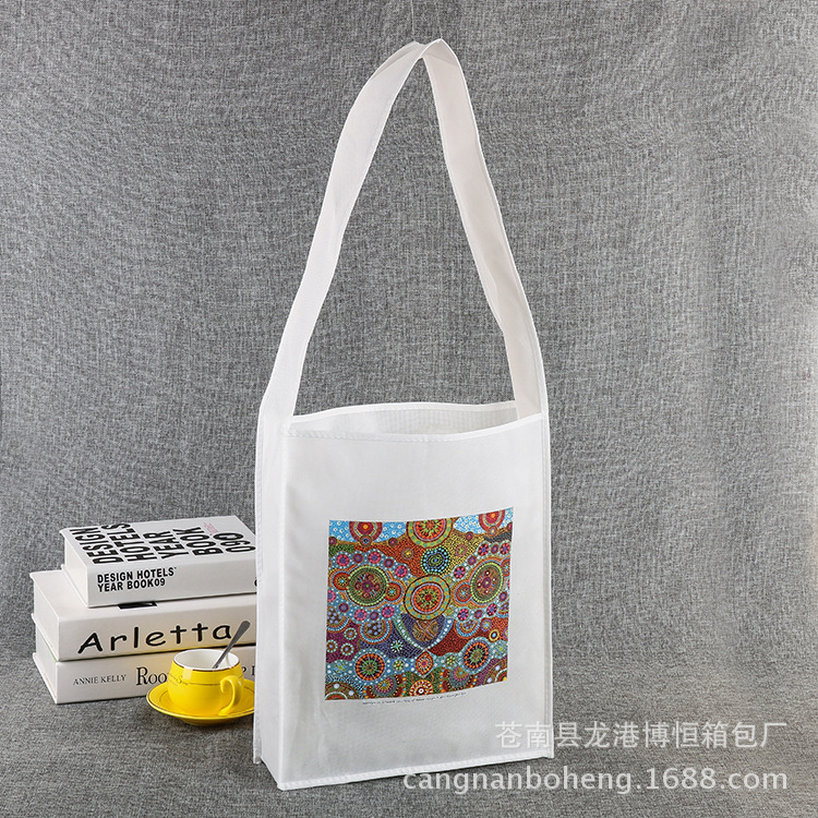 供应制作优质耐用无纺布手提袋 厂家专业生产环保单肩背包袋